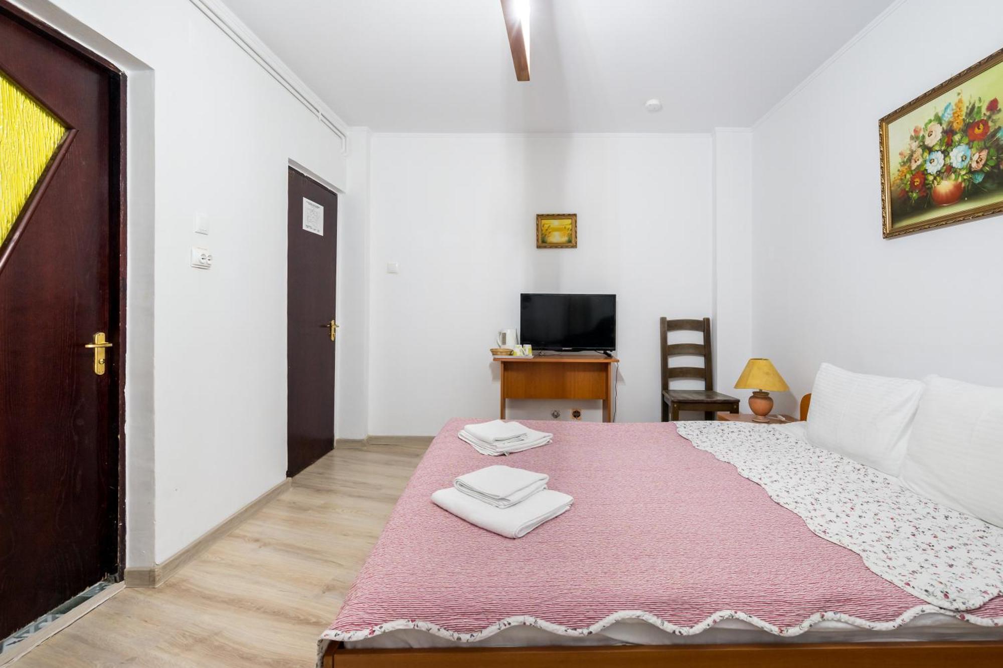 The Nest Apartment Bucharest Exterior photo